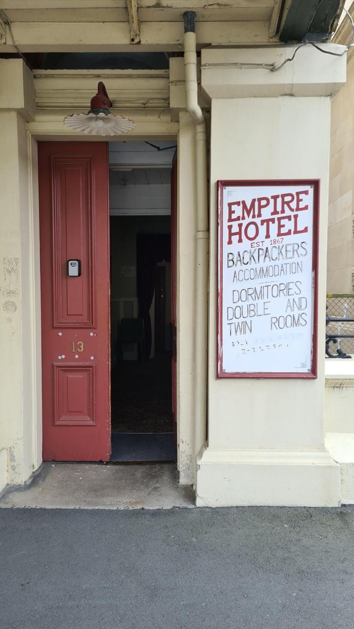 Empire Hotel Backpackers Oamaru Eksteriør bilde