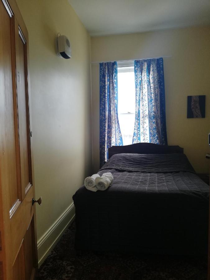 Empire Hotel Backpackers Oamaru Eksteriør bilde