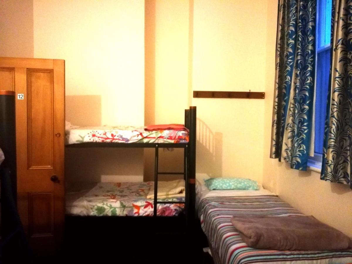 Empire Hotel Backpackers Oamaru Eksteriør bilde